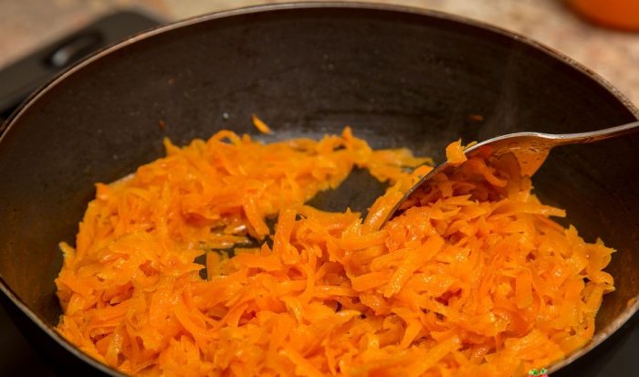 Рецепт приготовления пирожков с морковью и яйцом