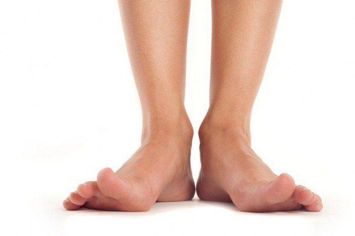 Причины шелушения кожи рук и ног у ребенка